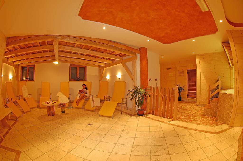 كاستيلِروتّو Hotel Viktoria المظهر الخارجي الصورة
