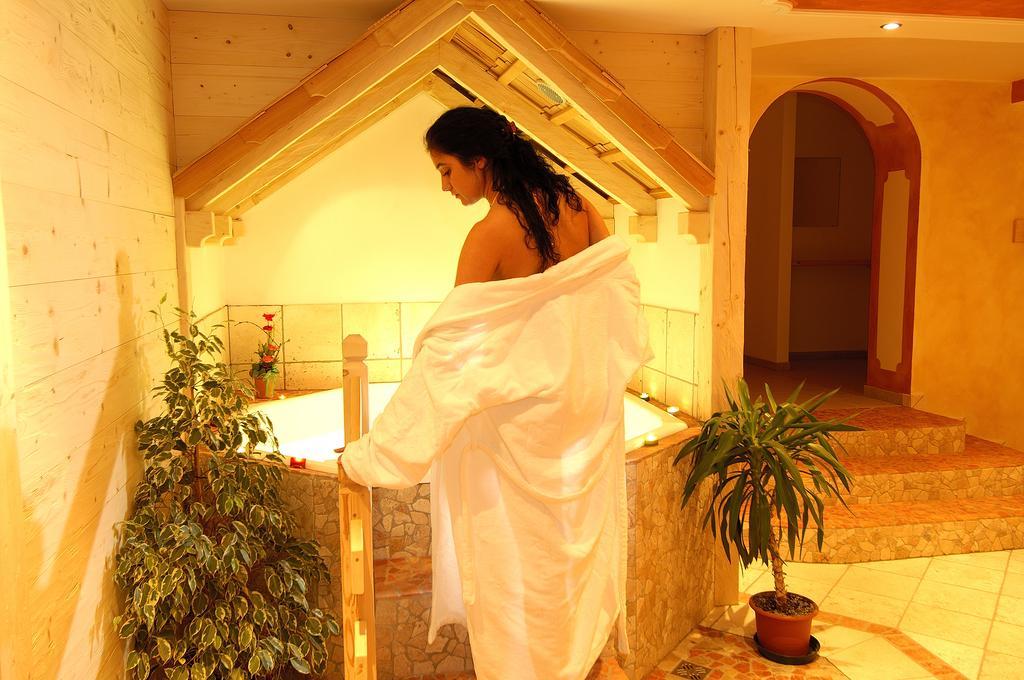كاستيلِروتّو Hotel Viktoria المظهر الخارجي الصورة